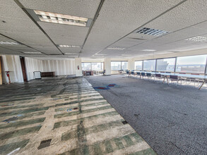 301 W Bay St, Jacksonville, FL for lease Interior Photo- Image 1 of 3