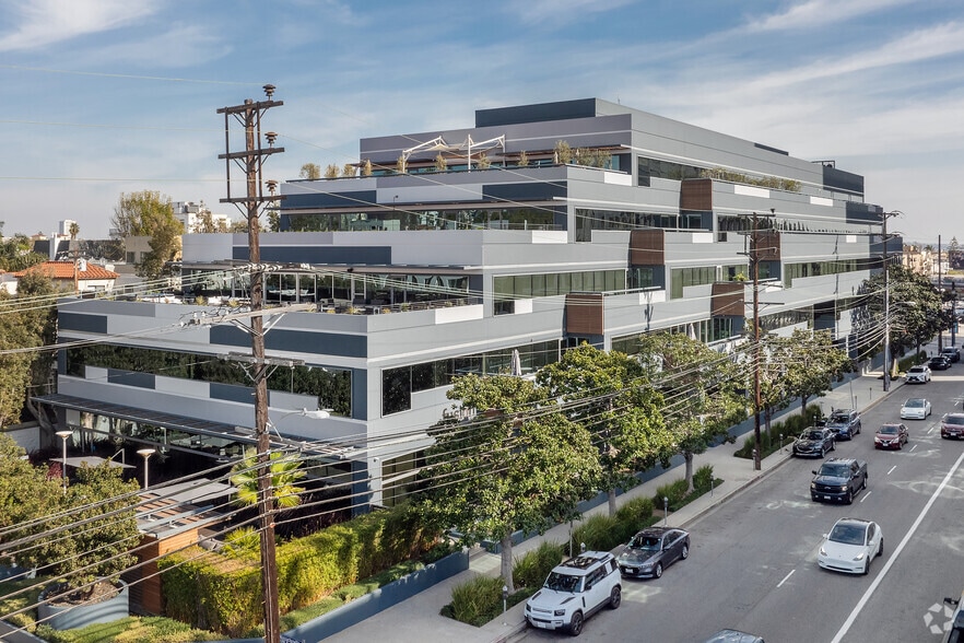 1640 S Sepulveda Blvd, Los Angeles, CA for lease - Building Photo - Image 1 of 17