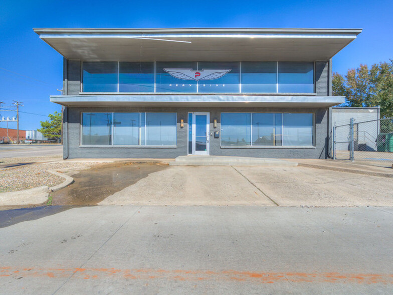 1745 W Sheridan Ave, Oklahoma City, OK for lease - Building Photo - Image 2 of 34