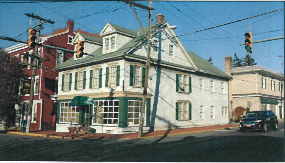 101 W Main Ave, Myerstown, PA for sale Primary Photo- Image 1 of 1
