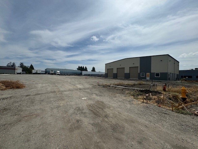 2224 Pony Express Ct, Stockton, CA for lease - Building Photo - Image 1 of 6