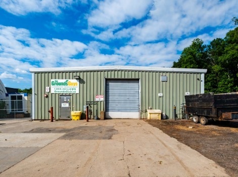 2395 Speakman Drive - Buildings B & C portfolio of 2 properties for sale on LoopNet.com - Building Photo - Image 3 of 6