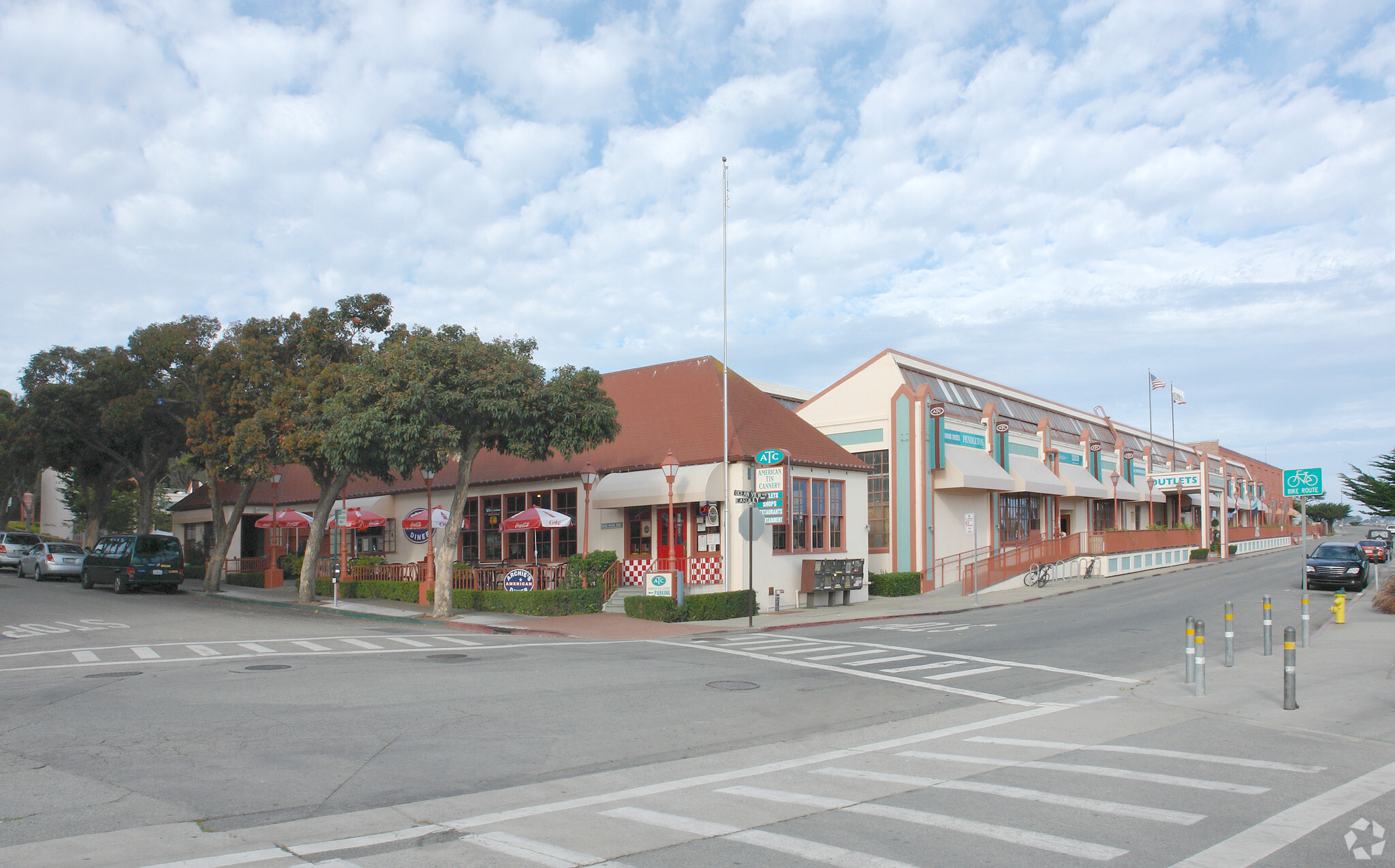 125 Ocean View Blvd, Pacific Grove, CA for sale Primary Photo- Image 1 of 1