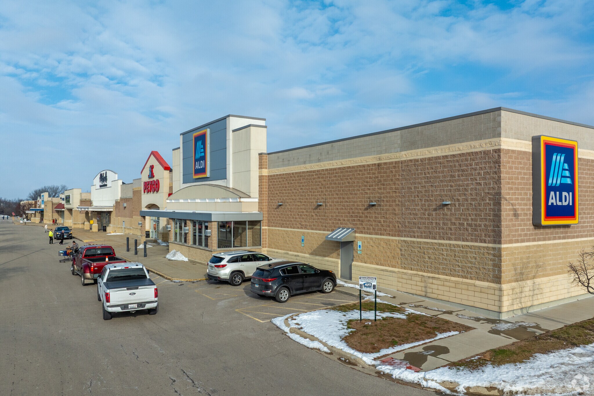 2226-2362 N Richmond Rd, McHenry, IL for sale Primary Photo- Image 1 of 1