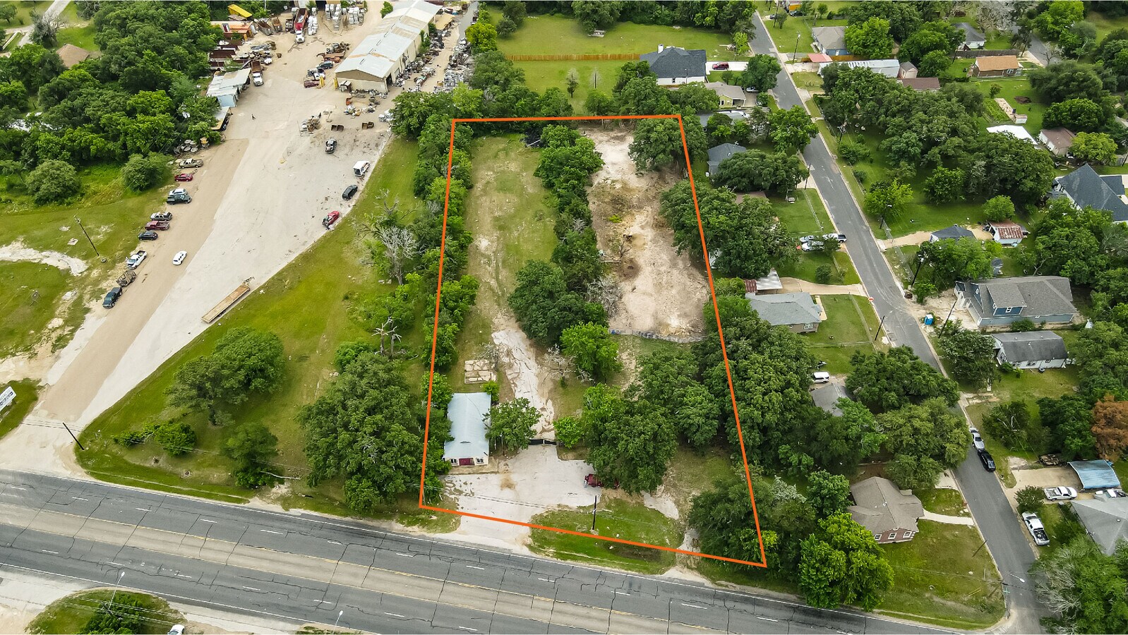 2101 W SH21, Bryan, TX 77803