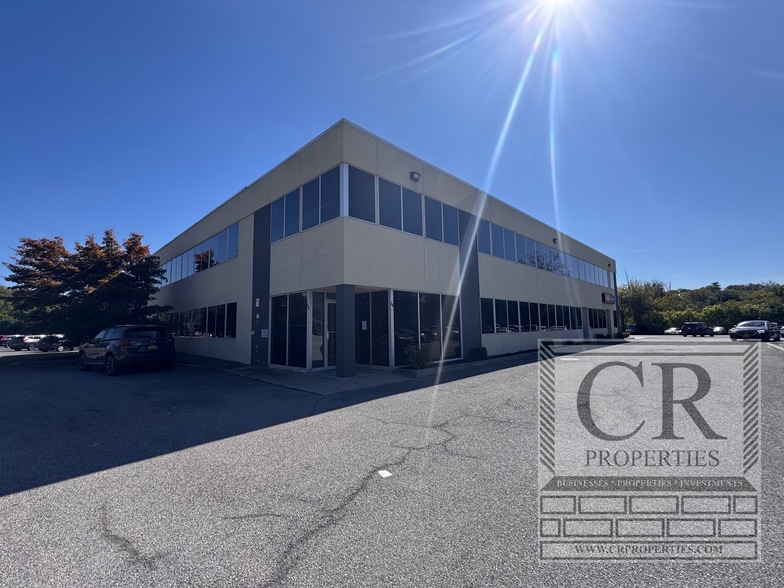 28 IBM Rd, Poughkeepsie, NY for lease - Building Photo - Image 2 of 11