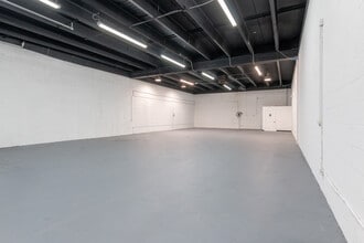 3501-3531 NW 19th St, Fort Lauderdale, FL for lease Interior Photo- Image 1 of 5