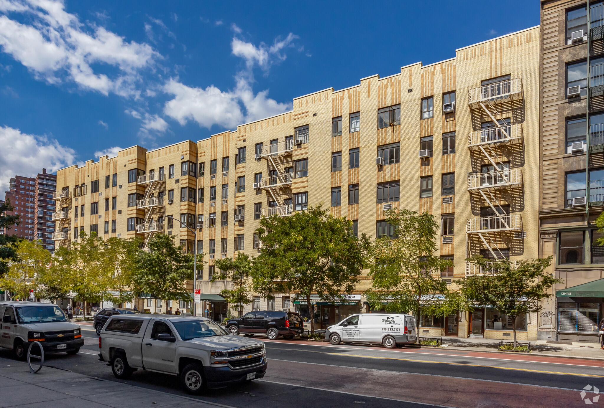 255 W 23rd St, New York, NY for sale Primary Photo- Image 1 of 1