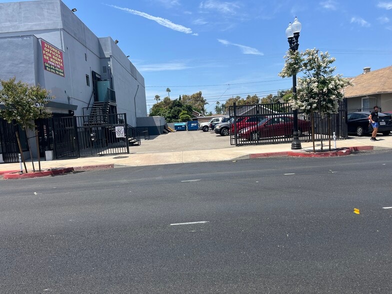 830 S Main St, Santa Ana, CA for sale - Building Photo - Image 2 of 48