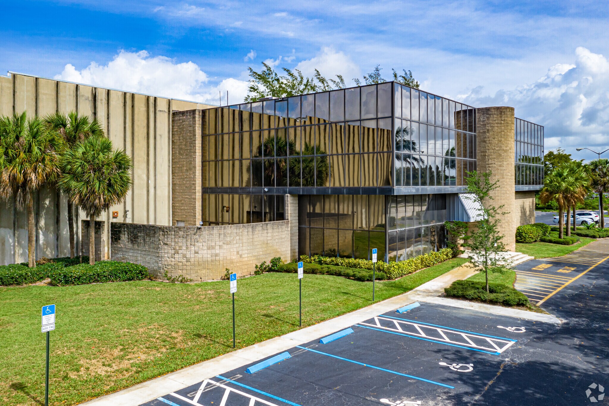 1801 N Andrews Ave, Pompano Beach, FL for sale Building Photo- Image 1 of 1