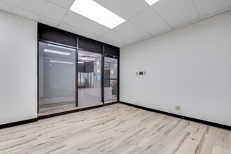 141 Laurier Ave W, Ottawa, ON for lease Interior Photo- Image 1 of 4