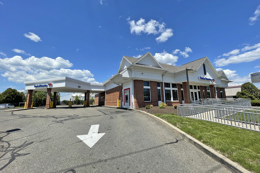 1320 Kings Highway Cutoff, Fairfield, CT for lease - Building Photo - Image 2 of 12