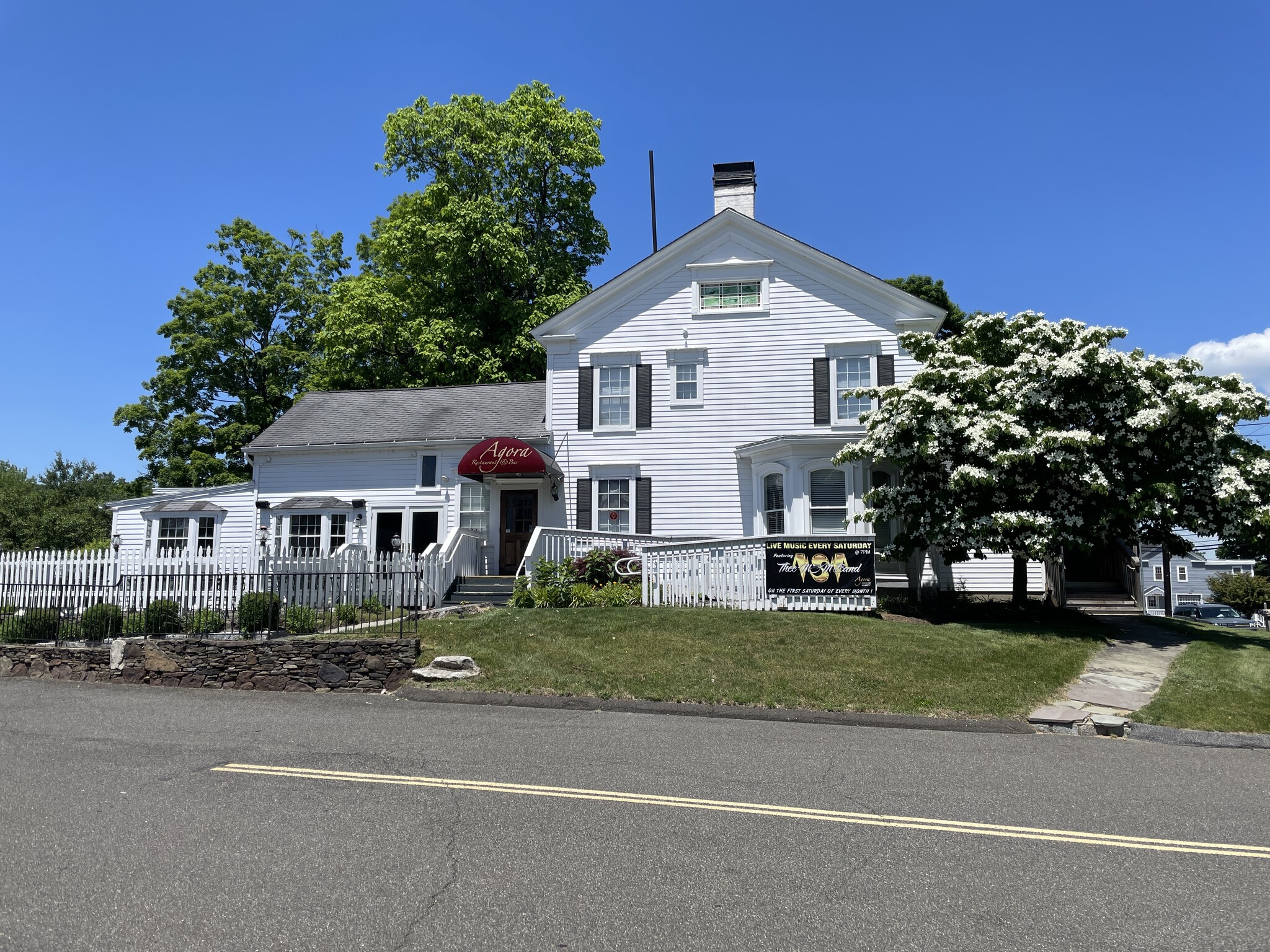 834 Federal Rd, Brookfield, CT for lease Building Photo- Image 1 of 18