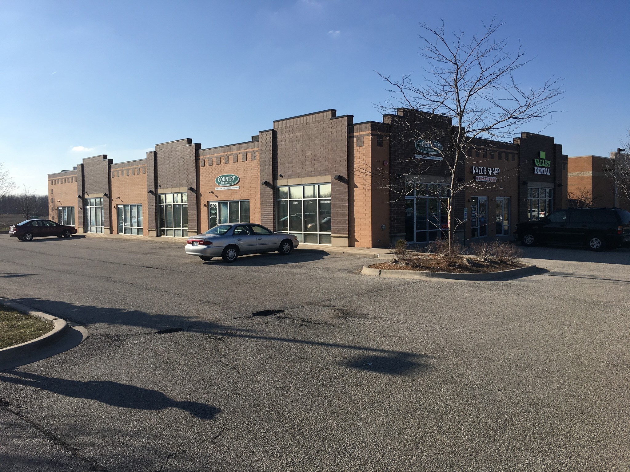 34033415 Orchard Rd, Oswego, IL 60543 Lewis Square