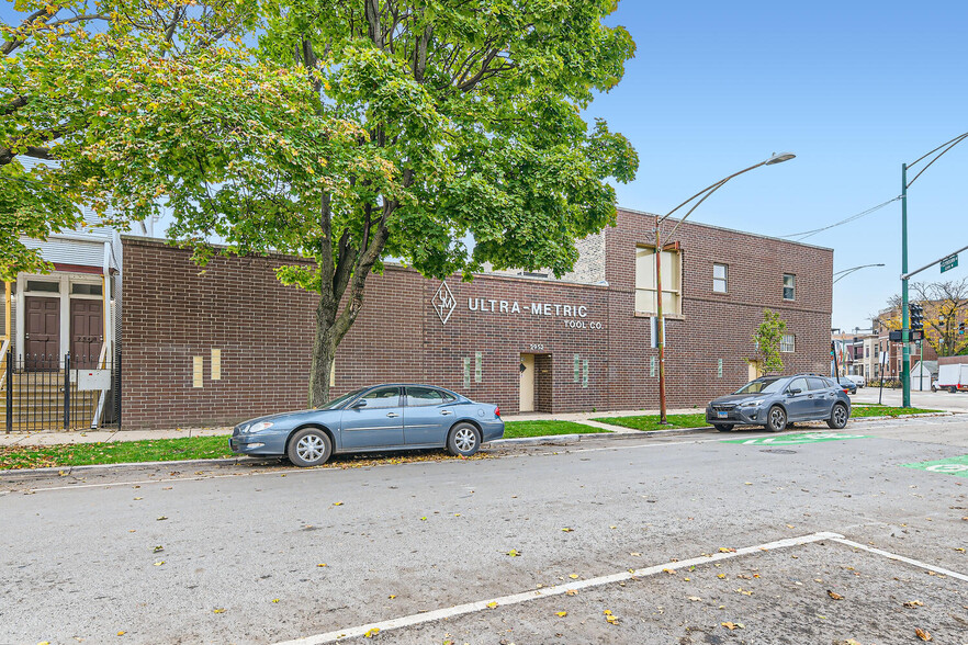 2950-2958 Leavitt st, Chicago, IL for sale - Building Photo - Image 3 of 28