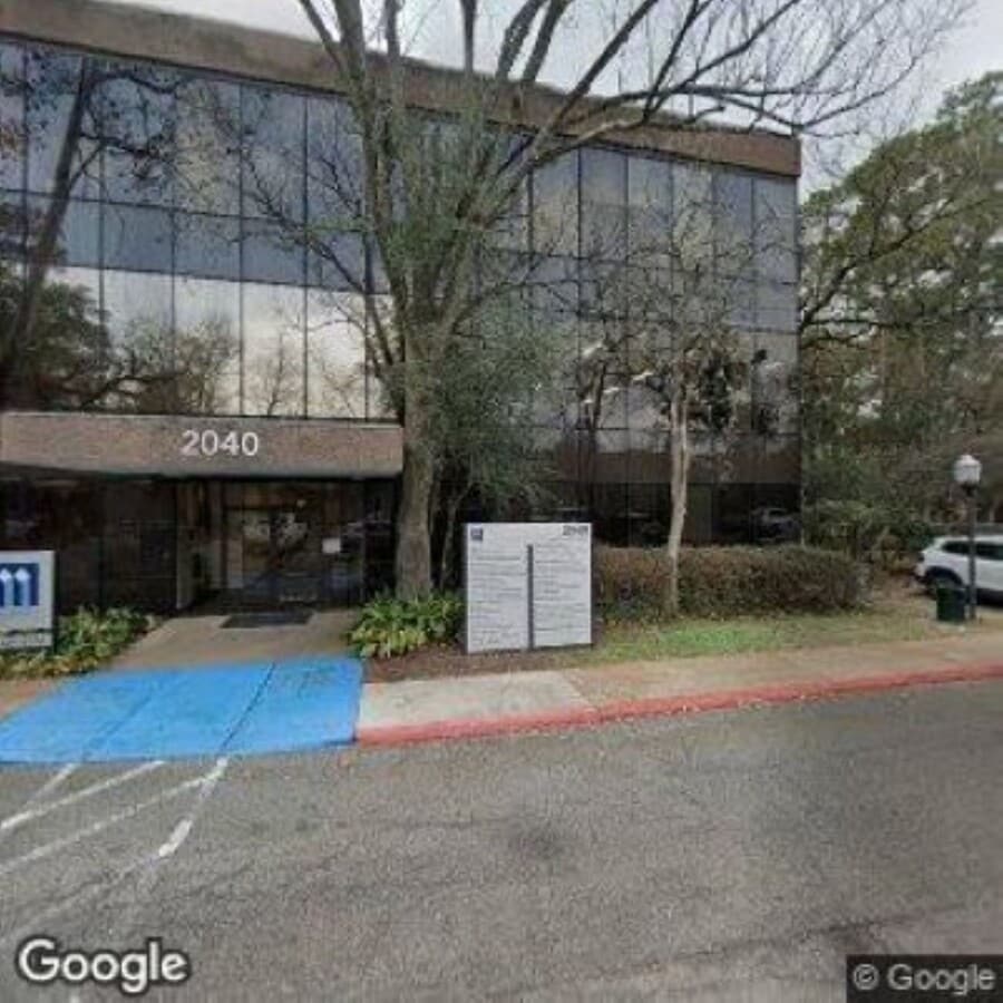 2040 North Loop W, Houston, TX 77018 | LoopNet