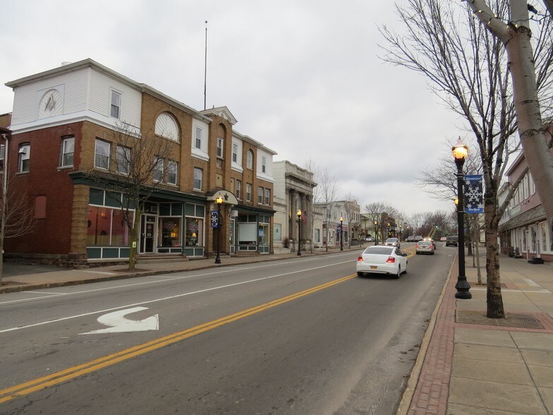131 S Union St, Spencerport, NY for sale - Building Photo - Image 1 of 1