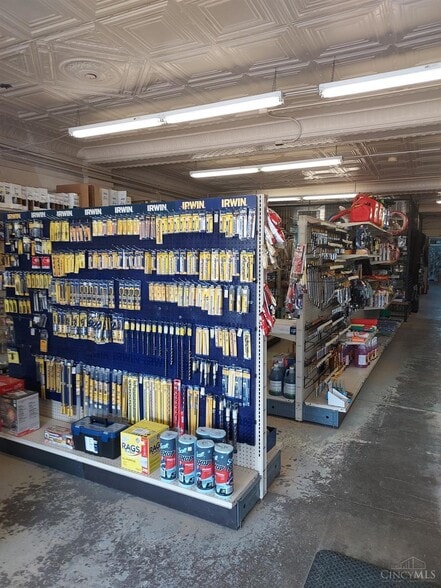 116 Main St, Ripley, OH for sale - Interior Photo - Image 2 of 5