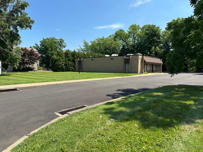 485 N Main St, Doylestown, PA for lease - Building Photo - Image 2 of 8