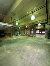 690 Saw Mill River Rd, Ardsley, NY for lease Interior Photo- Image 2 of 5