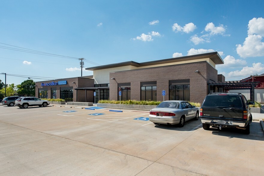 6710 S Broadway Ave, Tyler, TX for sale - Primary Photo - Image 1 of 1