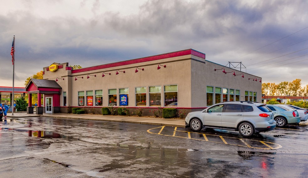 6887 E Front St, Kansas City, MO for lease - Building Photo - Image 3 of 21