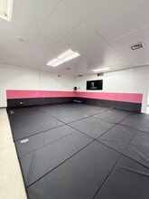 826 Kaheka St, Honolulu, HI for lease Interior Photo- Image 2 of 3