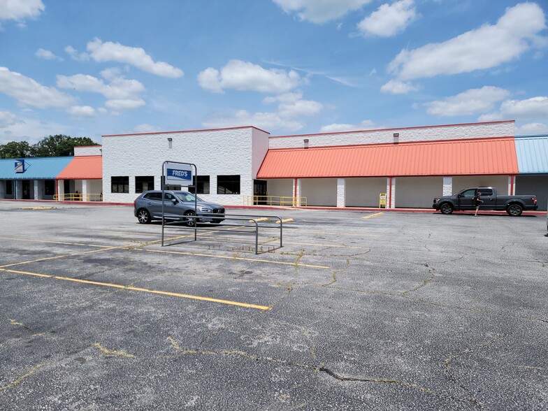 910 Anderson St, Piedmont, SC for lease - Building Photo - Image 1 of 9