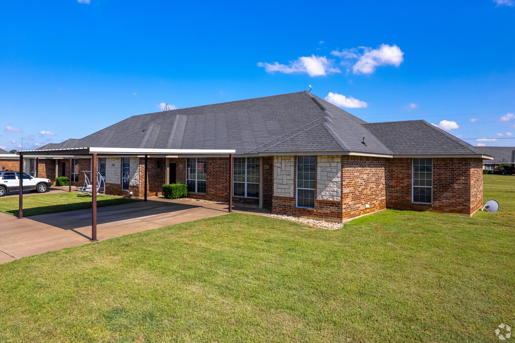 307-381 Miss Mary Rd, Cleburne, TX for sale Primary Photo- Image 1 of 1