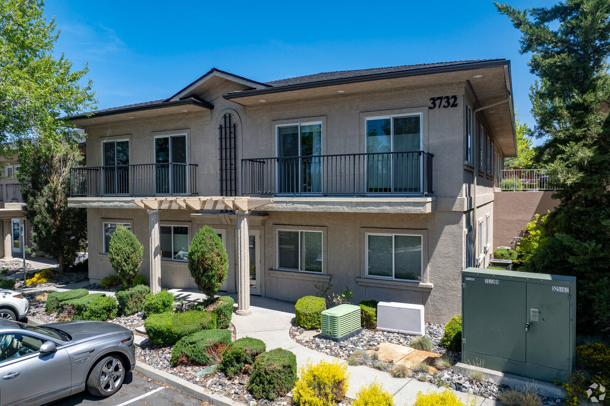 Office in Reno, NV for sale Primary Photo- Image 1 of 1