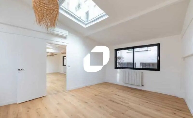 Location Bureaux 189 m² - Photo 1