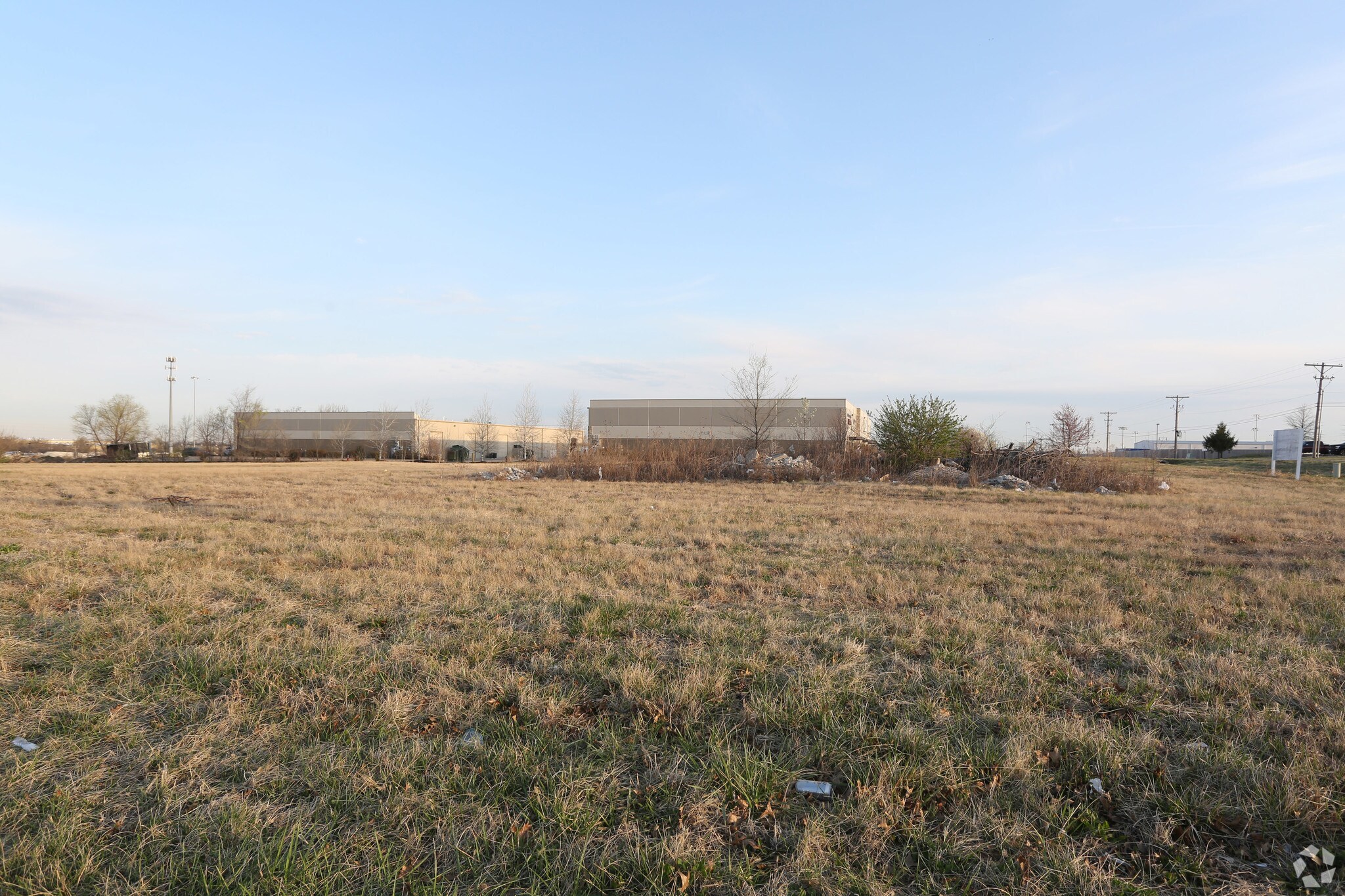Monticello Terr, Shawnee, KS for sale Building Photo- Image 1 of 1