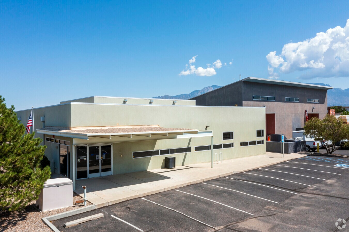 8516 Paseo Alameda, Albuquerque, NM 87113