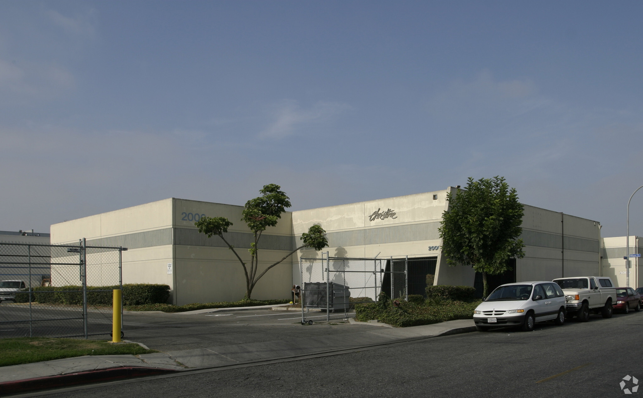 2000 E 67th St, Huntington Park, CA for lease Primary Photo- Image 1 of 11