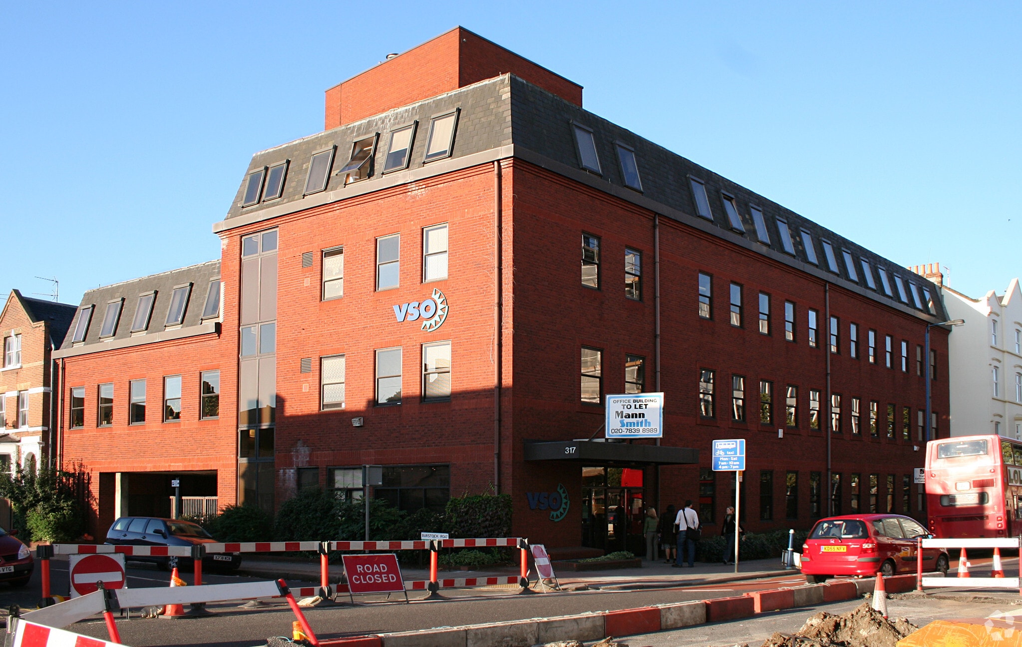 317-325 Putney Bridge Rd, London for sale Primary Photo- Image 1 of 1