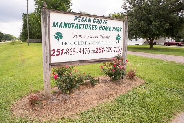 14651 Old Pascagoula Rd, Grand Bay, AL for sale Primary Photo- Image 1 of 1