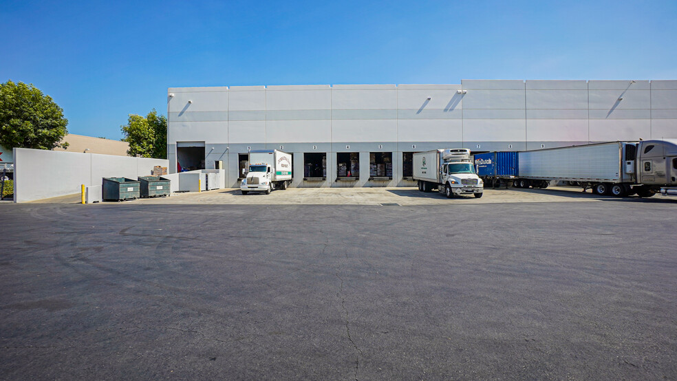 7125-7185 Rosemead Blvd, Pico Rivera, CA for lease - Building Photo - Image 2 of 6