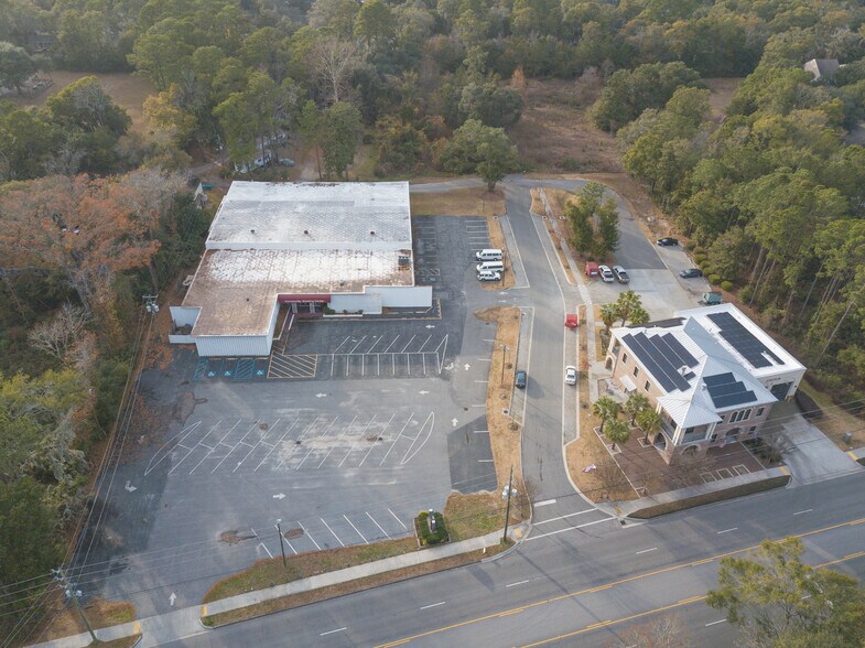 1140 Ribaut Rd, Beaufort, SC for sale - Building Photo - Image 1 of 1