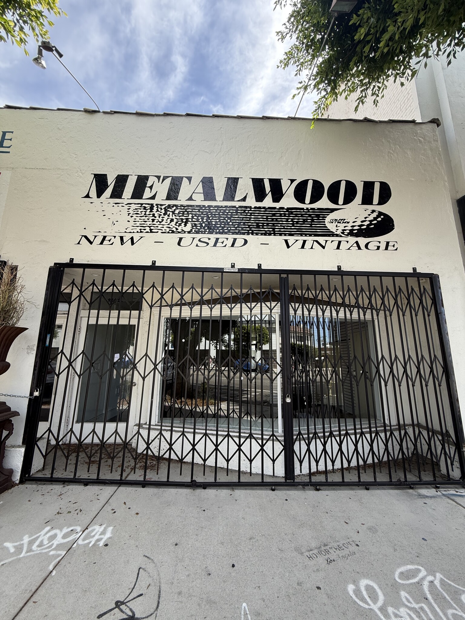 122-124 S La Brea ave, Los Angeles, CA for lease Building Photo- Image 1 of 3