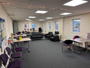 Moorbrook, Didcot for lease Interior Photo- Image 1 of 1