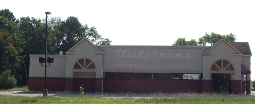 1595 Pipestone Rd, Benton Harbor, MI for sale Building Photo- Image 1 of 1