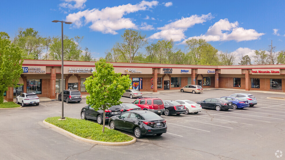 9653-9749 Kenwood Rd, Cincinnati, OH for lease - Building Photo - Image 3 of 3