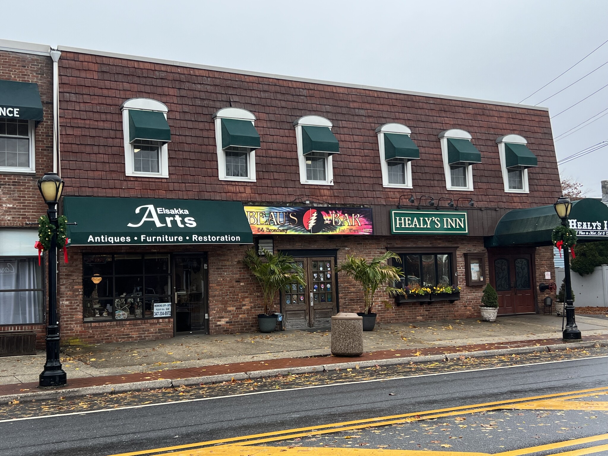 52-54 Broadway, Greenlawn, NY for sale Primary Photo- Image 1 of 1