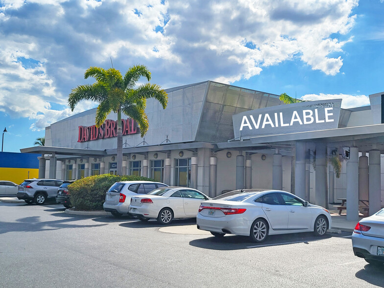 4224 S Cleveland Ave, Fort Myers, FL for lease - Building Photo - Image 1 of 5