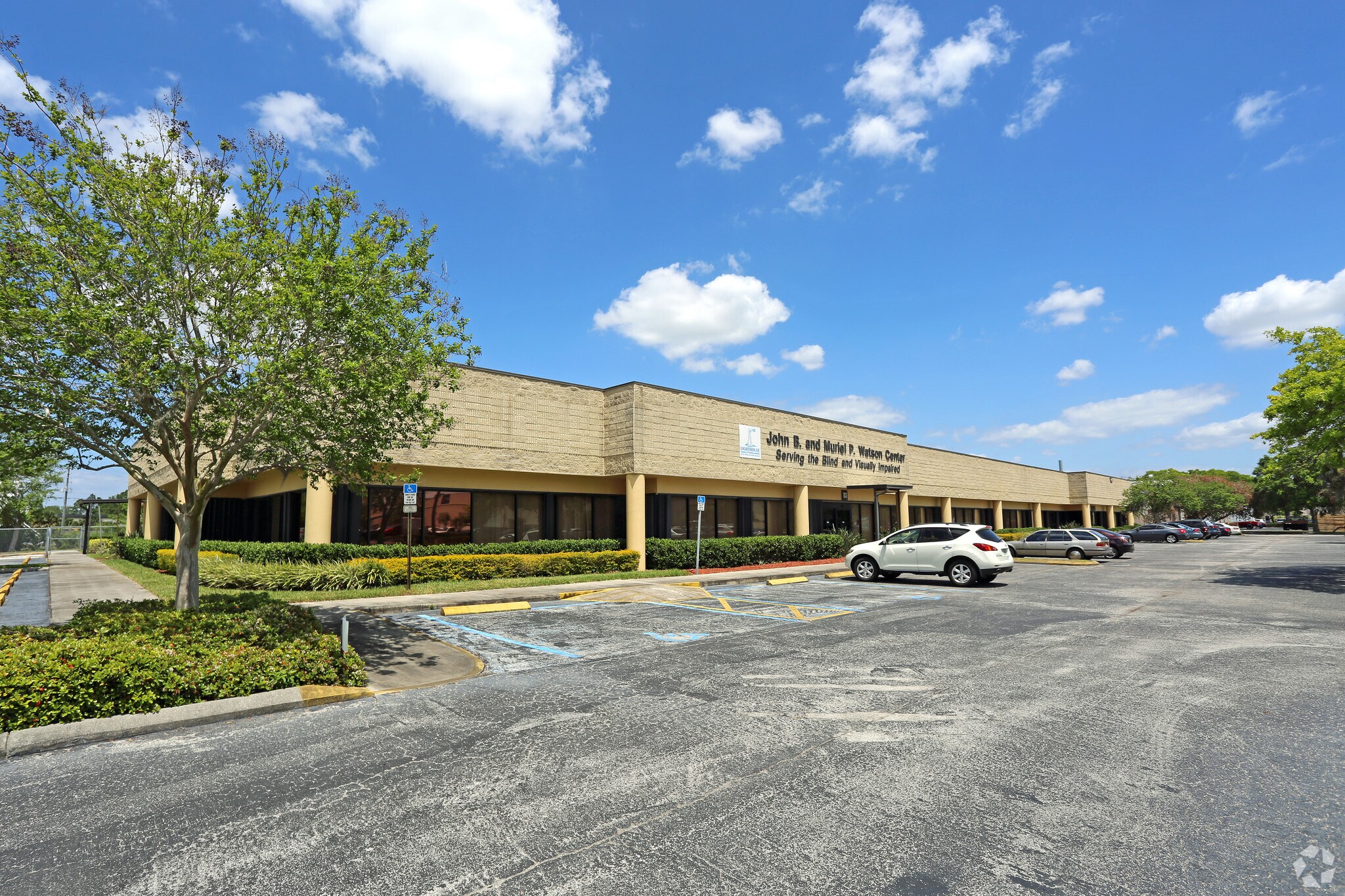 6925 112th Cir N, Largo, FL for sale Primary Photo- Image 1 of 1