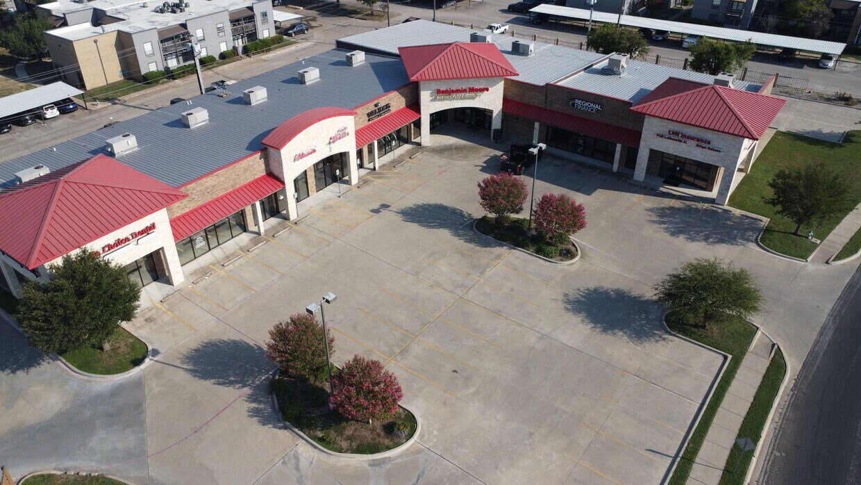 4311 W Adams, Temple, TX for lease Building Photo- Image 1 of 9