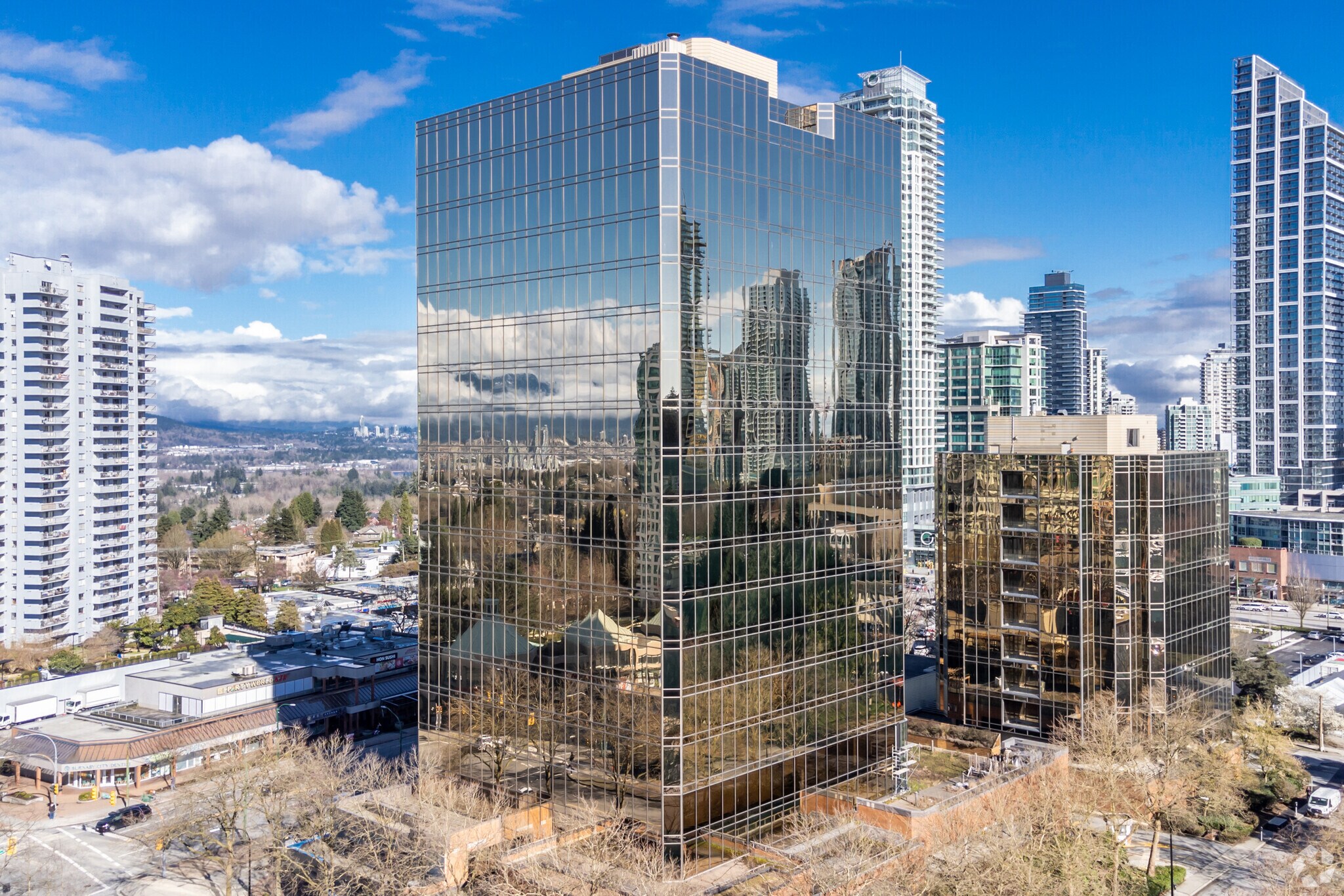 4300-4330 Kingsway, Burnaby, BC for sale Primary Photo- Image 1 of 1