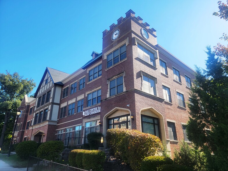 20635 Abbey Woods Ct N, Frankfort, IL for lease - Building Photo - Image 3 of 20