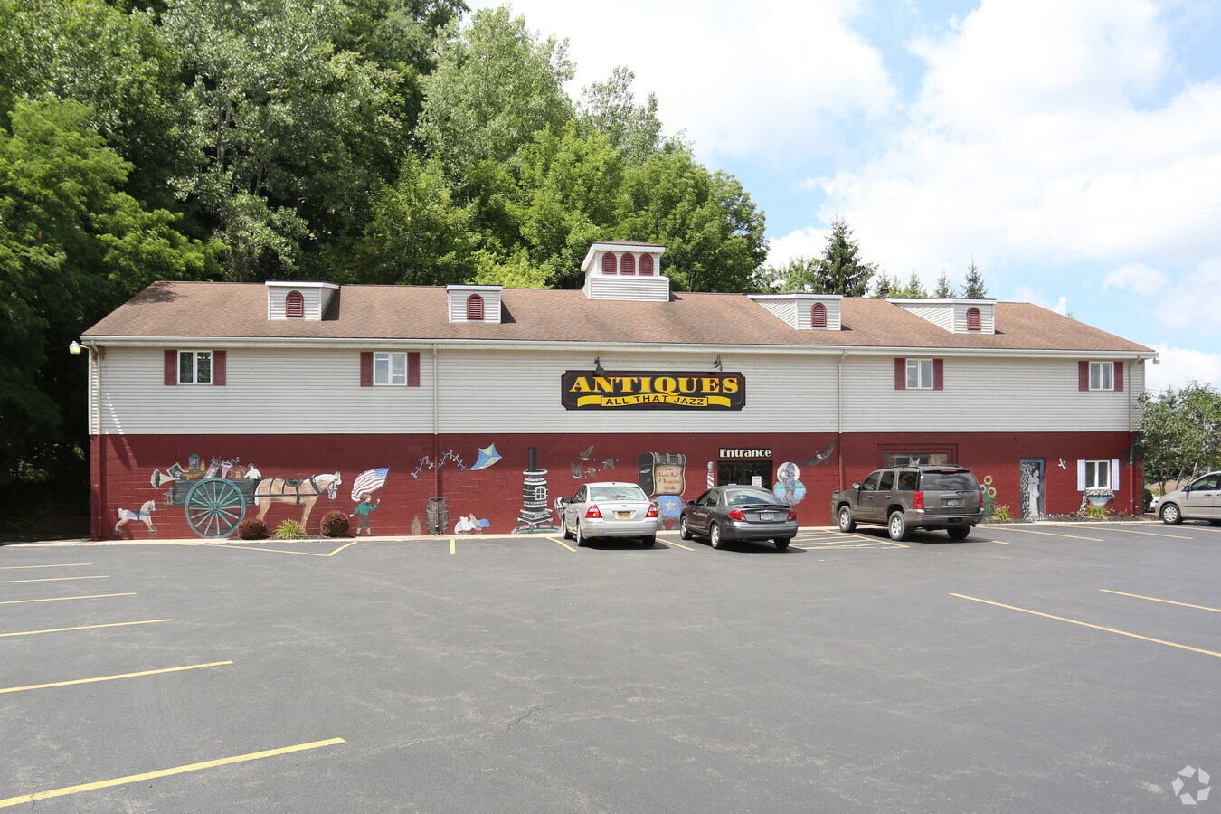 1221 Empire Blvd, Rochester, NY 14609