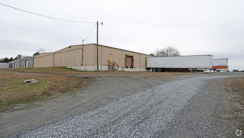 3440 Hickory Blvd, Hudson, NC for lease - Primary Photo - Image 1 of 2